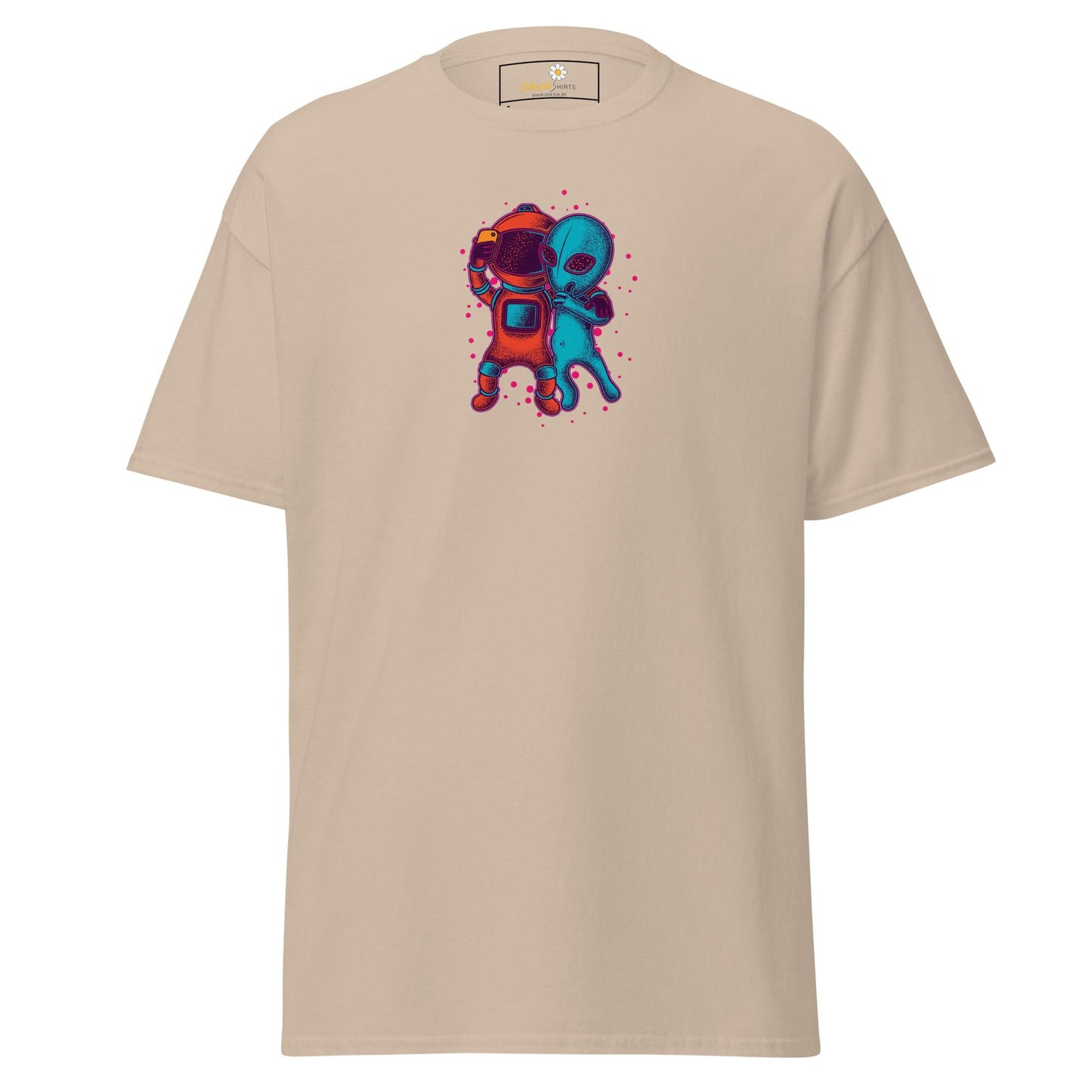Unisex classic t-shirt - ASTRONAUT ALIEN SELFIE - REGULAR - Sand / S